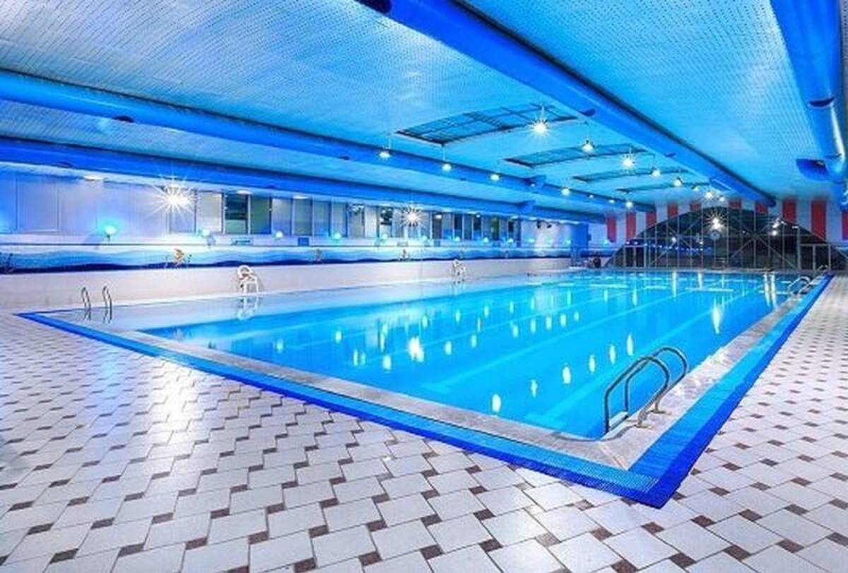 عکسی از بهترین استخرهای زنجان